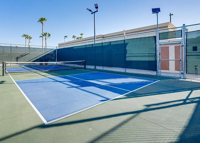 Pool, Hot Tub & Tennis Courts: Near Dtwn Ferienhaus Yuma