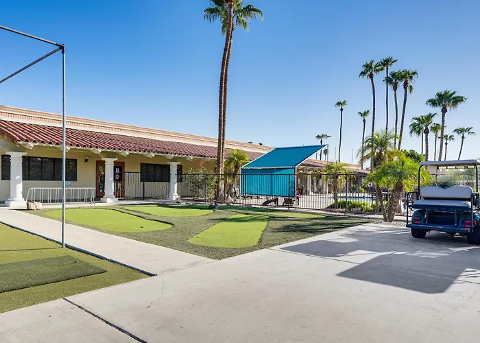 Ferienhaus Pool, Hot Tub & Tennis Courts: Near Dtwn