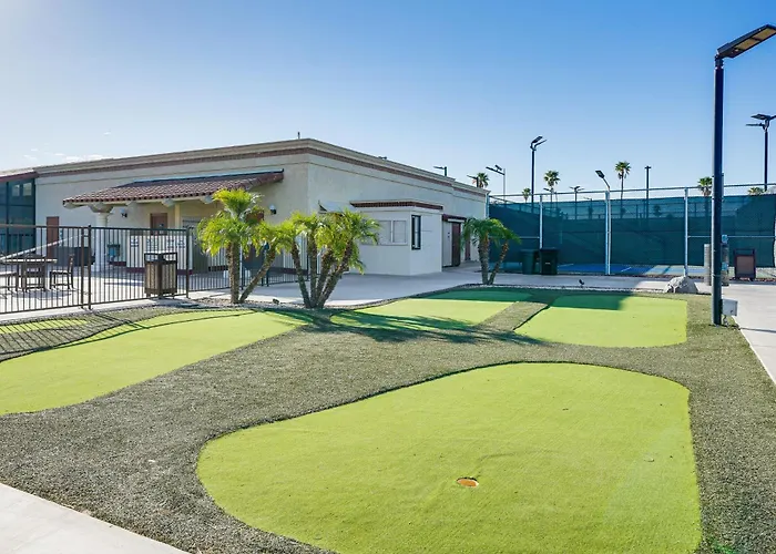 Pool, Hot Tub & Tennis Courts: Near Dtwn Ferienhaus *